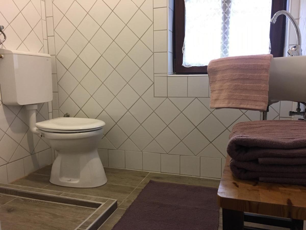 Pajta Apartman Eger Exterior foto
